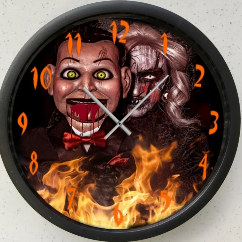 Halloween Clock - Picture 3 of 3